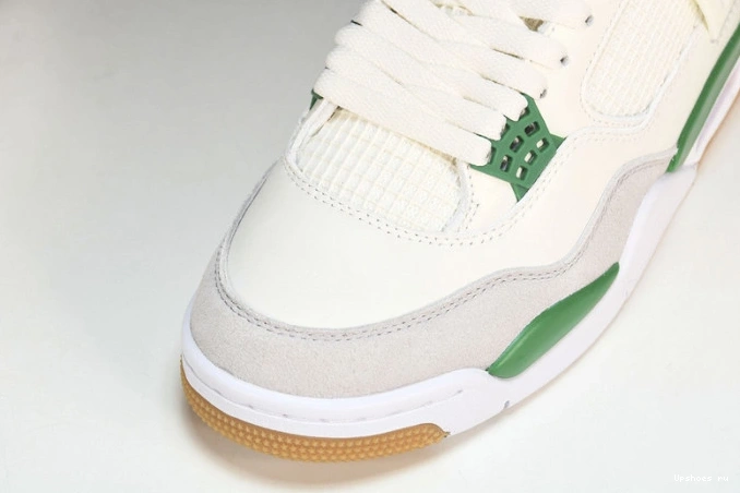 DR5415-103 Retro  SB Jordan Pine   4 Green 1012